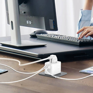 LDNIO Z8 3USB Ports 45W GaN Travel Adapter View 7 - OnlineExpo.pk