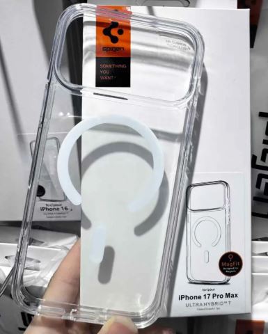 Spigen iPhone 17 Pro Max Crystal Flex Case (MagFit)