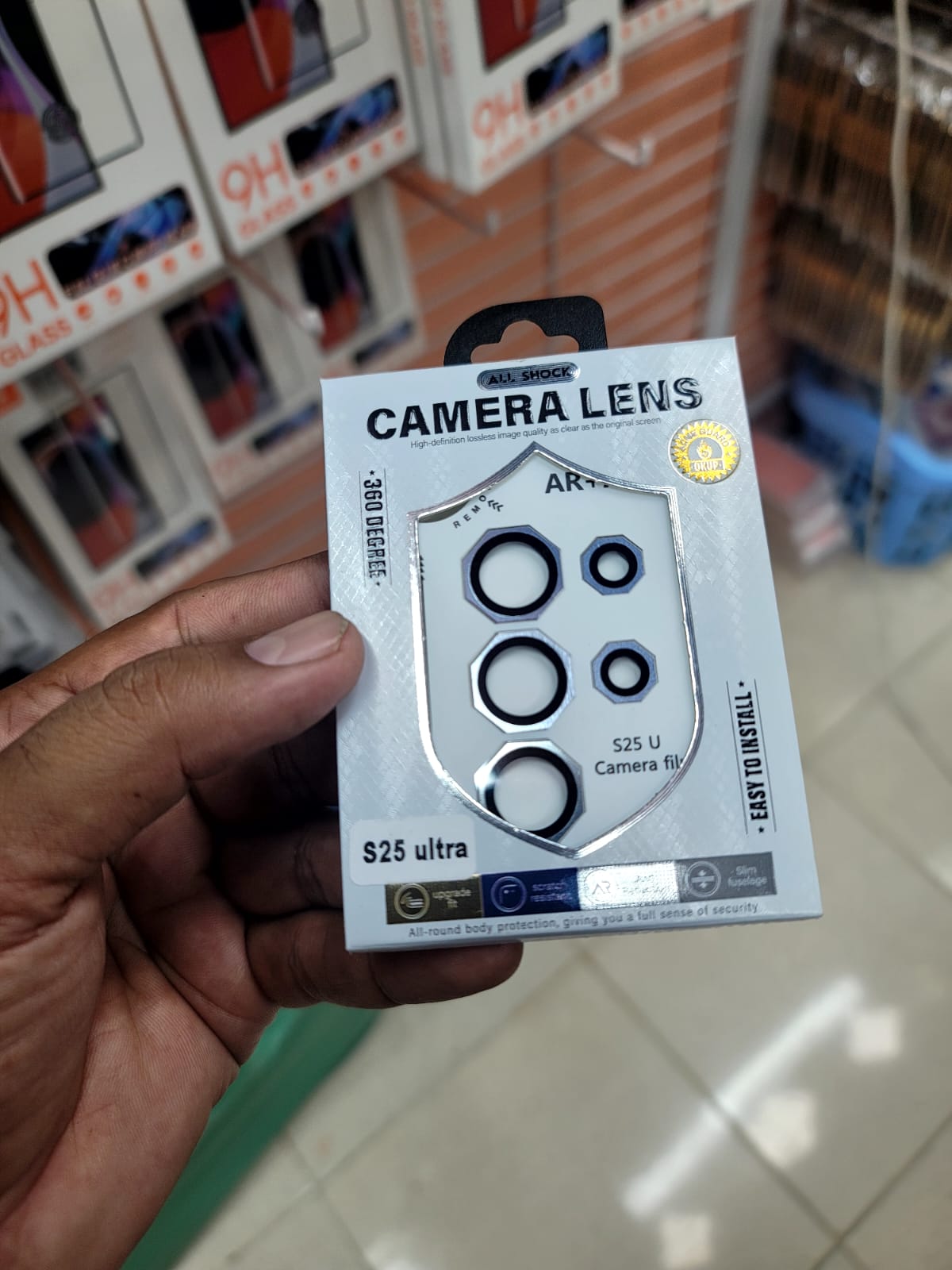 Premium Octagon Shape Metal Camera Lens Protector For Samsung S25 Ultra View 7 - OnlineExpo.pk