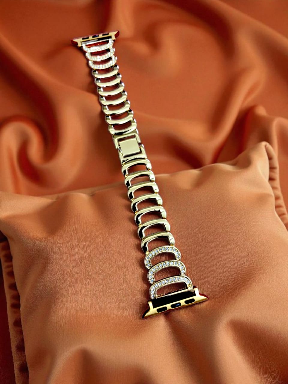 Elegant Ladies Metal Chain Strap with Sparkling Stones for Apple Watch 42/44/45/46/49mm Ultra & Ultra 2 - Gold (Design10)