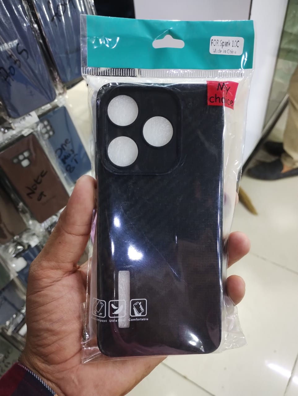 Carbon Fibre texture Phone cover for Techno Spart 10C Original Product Front View - OnlineExpo.pk
