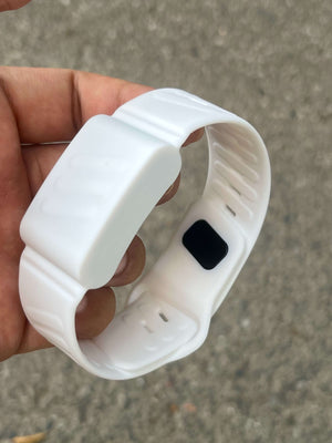 WHOOP 5.0 Silicone Wristband – Comfort Durable Soft Sports Loop Strap White