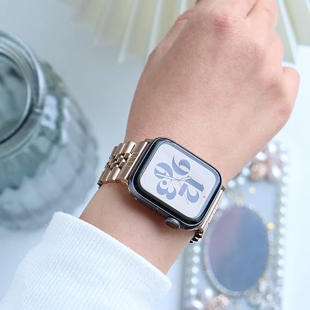 42mm-44mm-45mm Apple Watch Stainless Steel Chain Strap with Folding Clasp - Black View 3 - OnlineExpo.pk