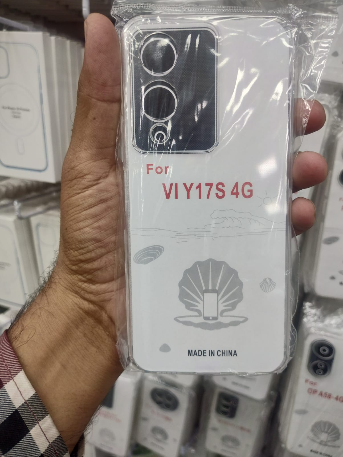 Soft Dustproof Clear Cover – Camon 30 / Spark 20 Pro+ / Infinix Note 40 / Vivo Y17s / Y100 / Infinix Zero 40 View 7 - OnlineExpo.pk