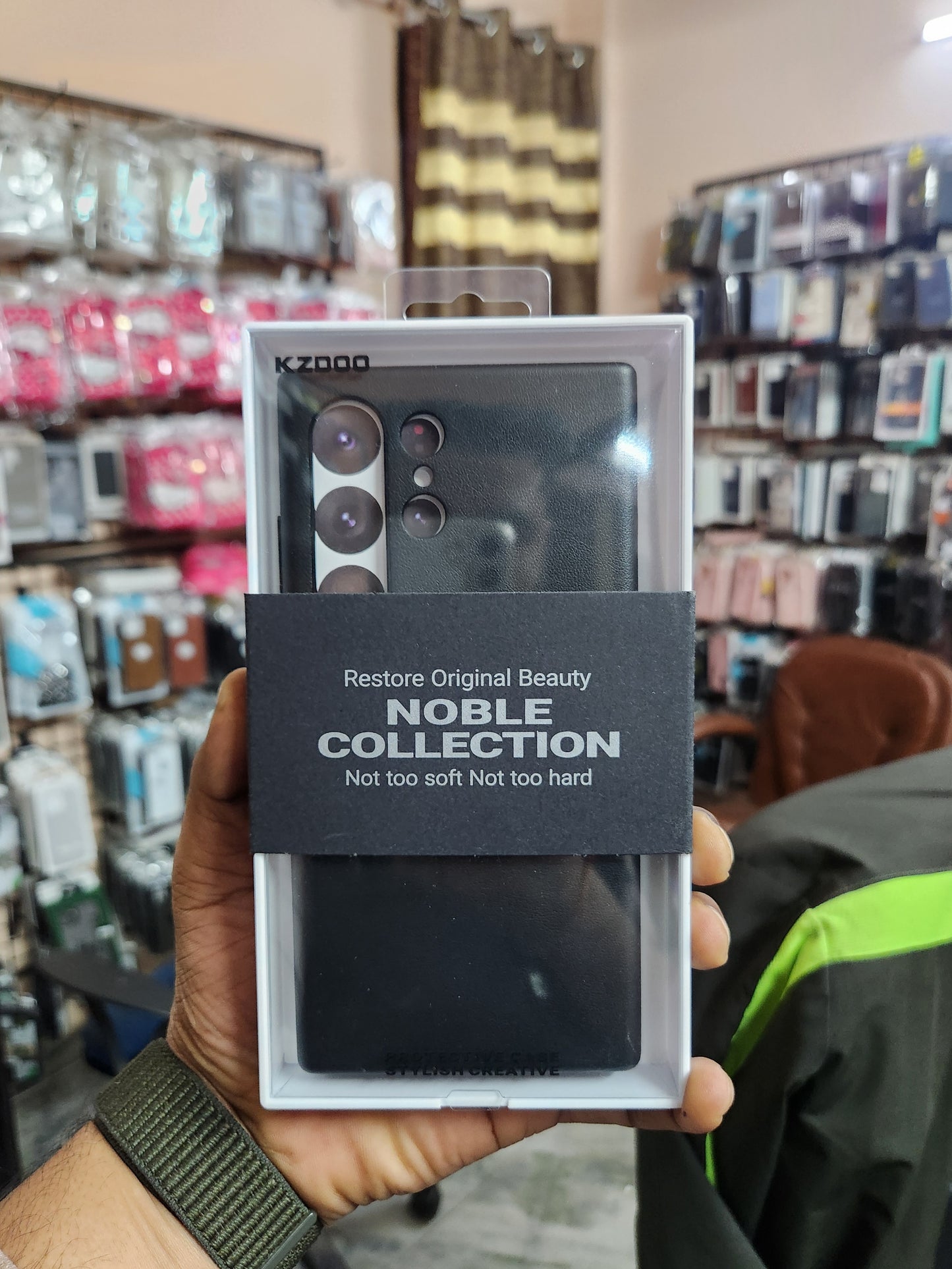 KZDOO Noble Collection Leather cover for Samsung S24 Ultra Leather Case Original Quality Full Coverage Titanium Grey White Blue Black Green View 3 - OnlineExpo.pk