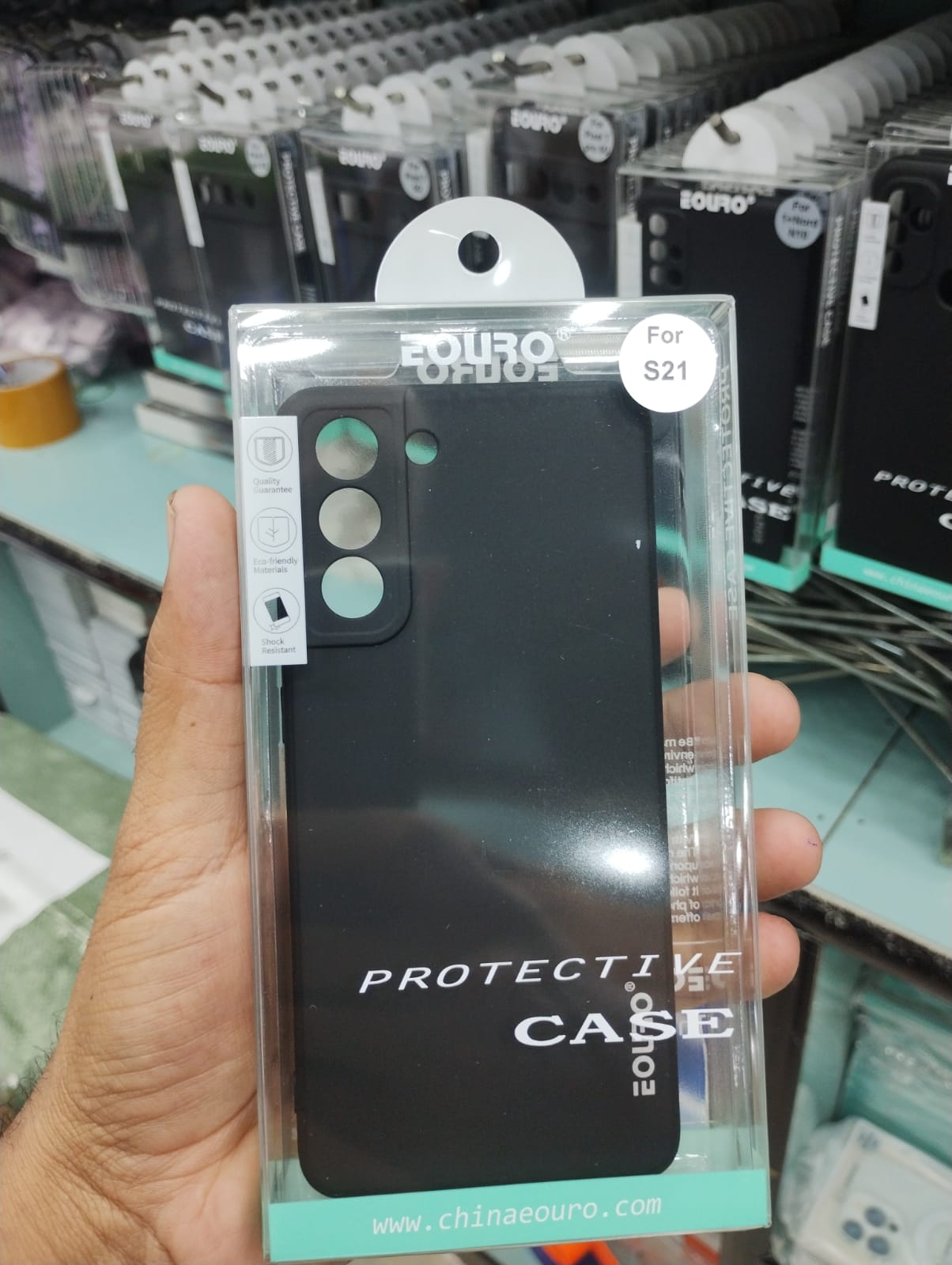 Eouro Black Case – Samsung S24 Ultra / S24+ / S23 FE / S22 Ultra / S21 Ultra / S20 Ultra / Note 20 Ultra / S10+ Original Product Front View - OnlineExpo.pk