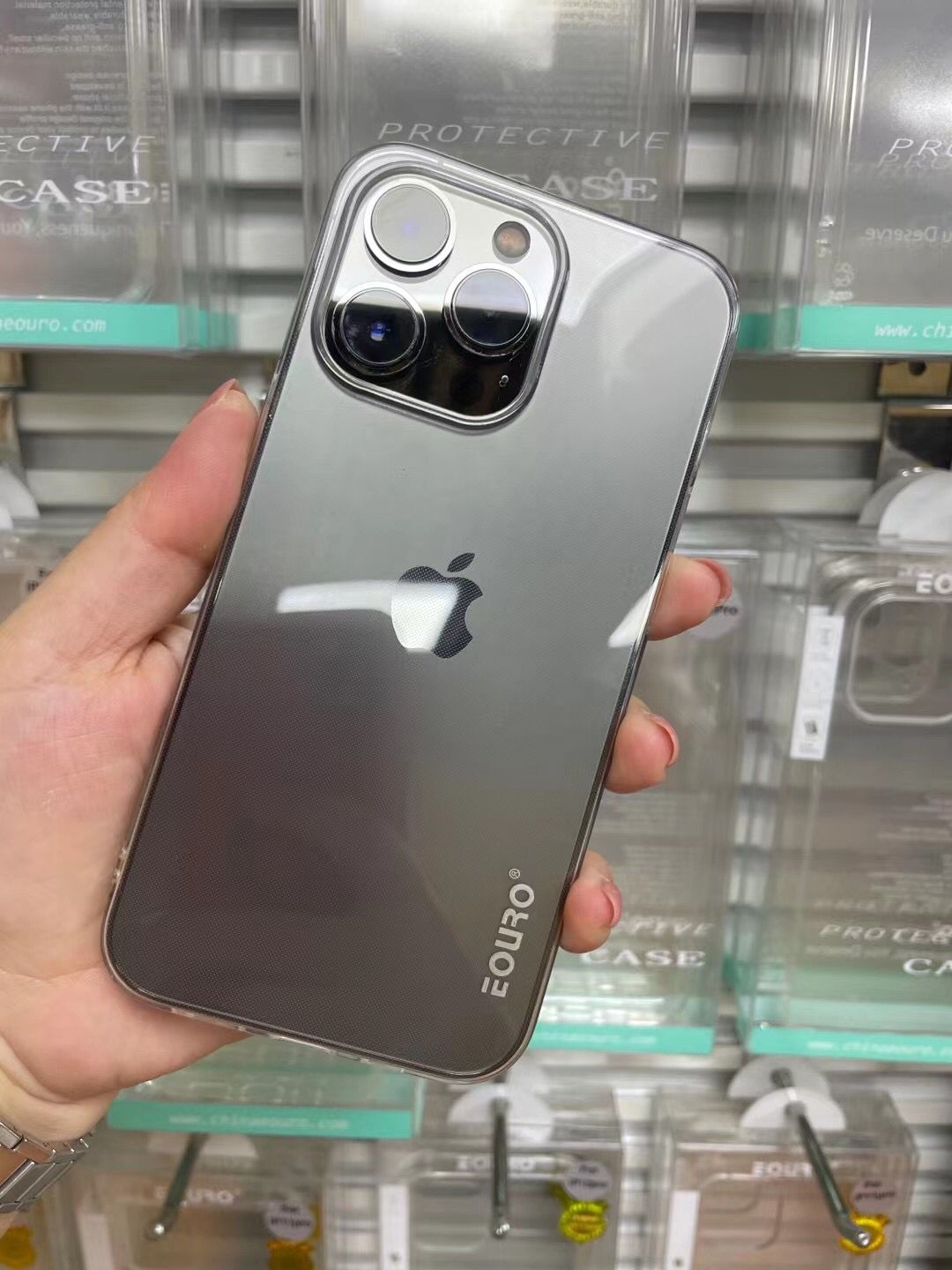 Eouro Transparent soft silicone cover for 13 Pro case View 3 - OnlineExpo.pk