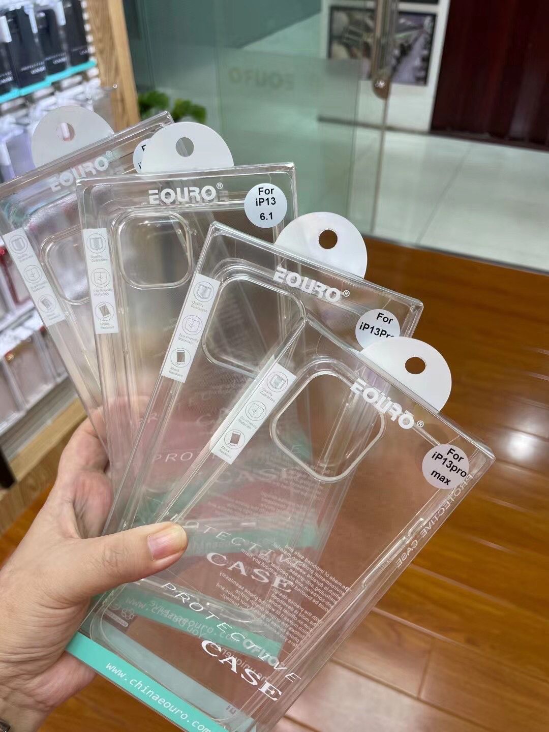 Eouro Soft Silicone cover 14 Pro Clear Back Cover View 3 - OnlineExpo.pk