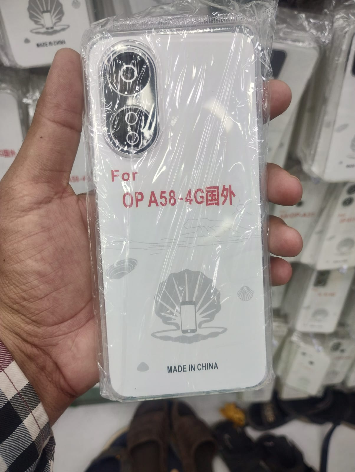 Soft Dustproof Transparent Cover – Redmi Note 13 / Oppo A78 / A60 / A58 / Infinix Hot 40 / Redmi 13C / Realme C65 View 6 - OnlineExpo.pk